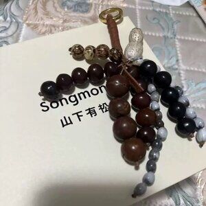 Songmont  Wish Seeds Charm  - Caramel